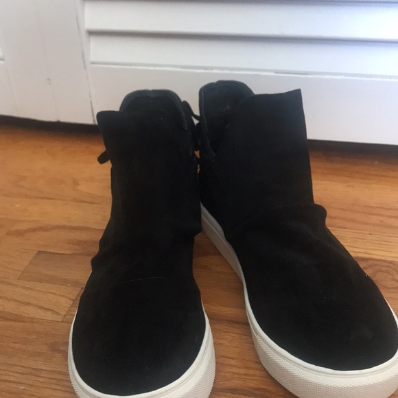 Never worn, brand new - Picture 3 of 4